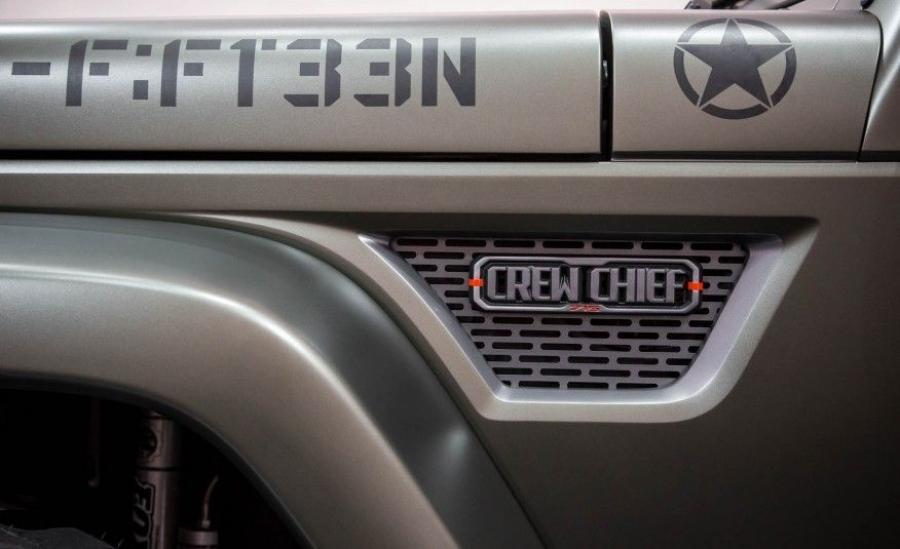  Jeep Crew Chief 715 Concept 2016 года  (фото 6 из 16)